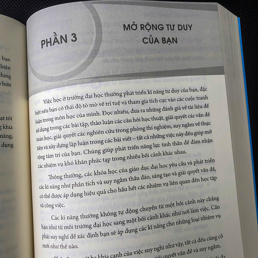 Sách: Kĩ Năng Để Thành Công - Phát Triển Cá Nhân Và Nâng Tầm Sự Nghiệp