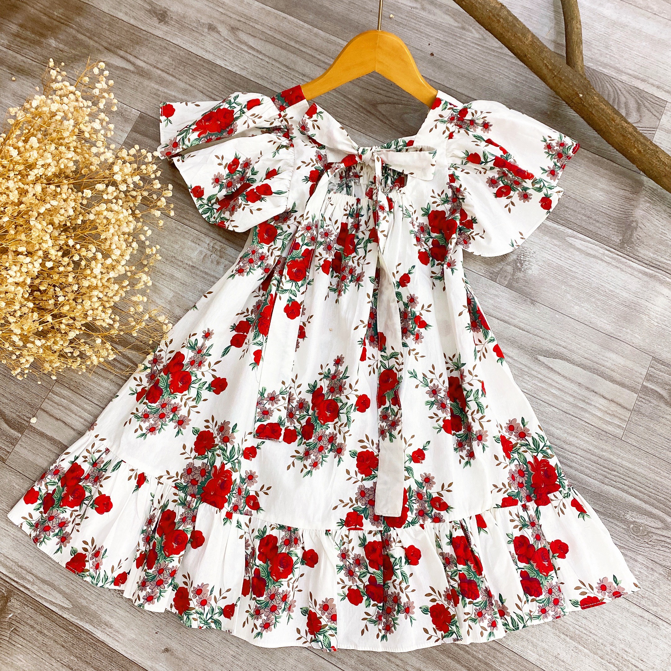 Váy bé gái hoa hồng ROLIA chất cotton mặc mát và thấm hút mồ hôi cho ngày hè V136