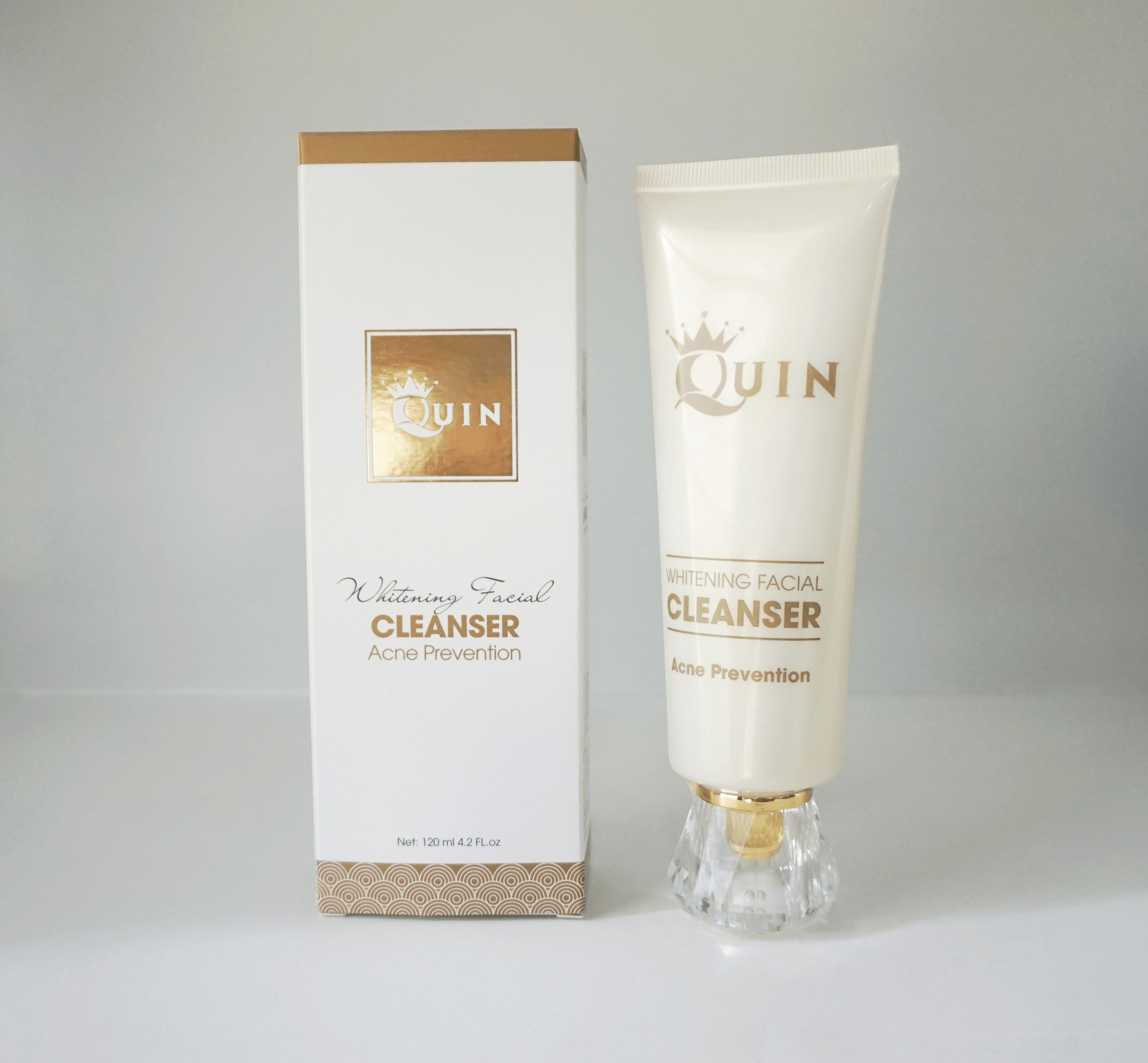 Whitening facial cleanser - sữa rửa mặt QUIN