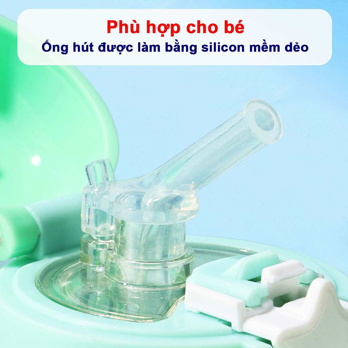 Bình nước cho bé đi học, Bình uống nước cho bé có ống hút 700ml bằng nhựa PP chịu nhiệt tốt tặng kèm túi và dây đeo tiện lợi BBShine – BN011