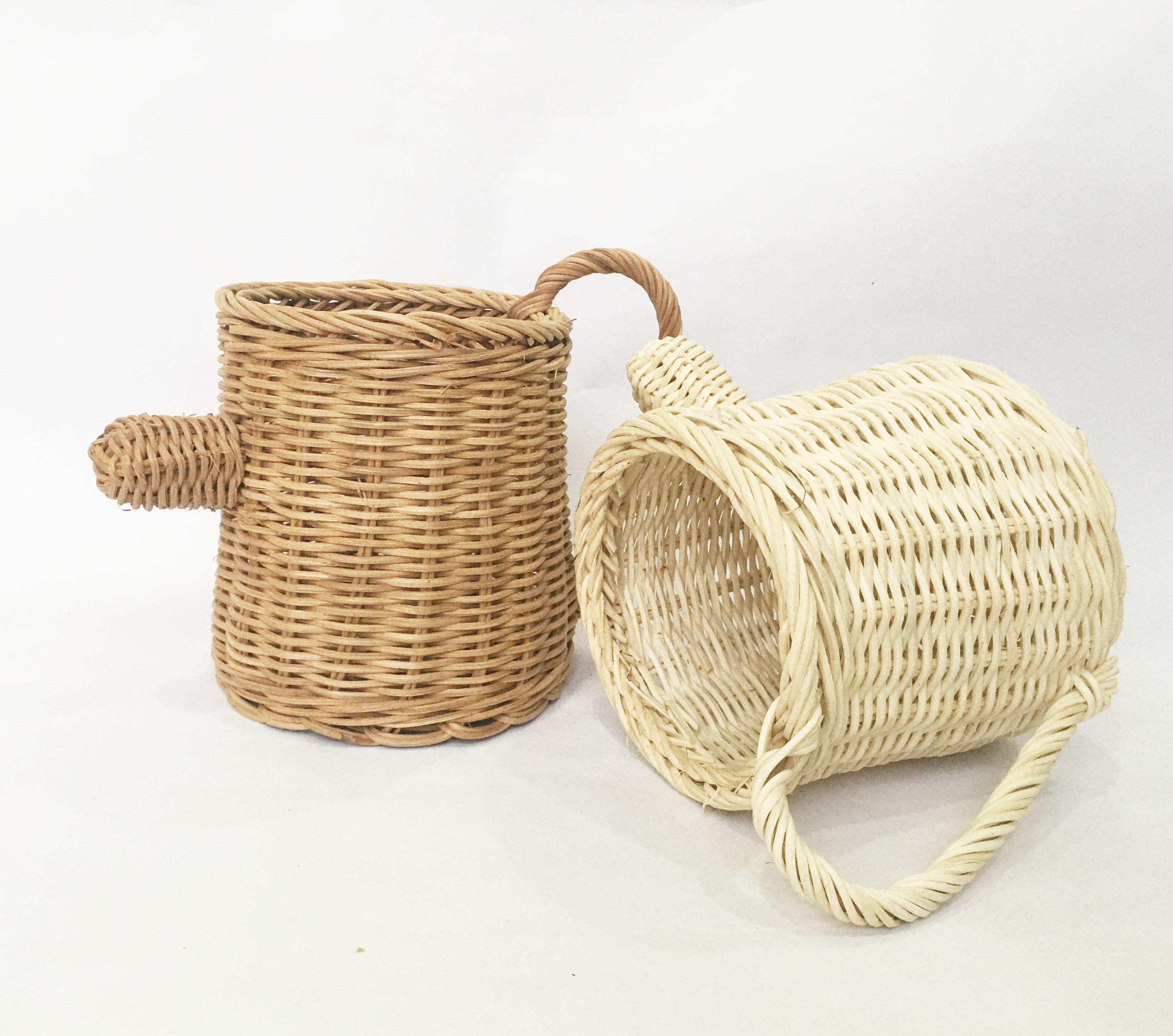 Bình tưới cây bằng mây tự nhiên vintage - cắm hoa / trang trí tiệc / đựng đồ đa năng handmade