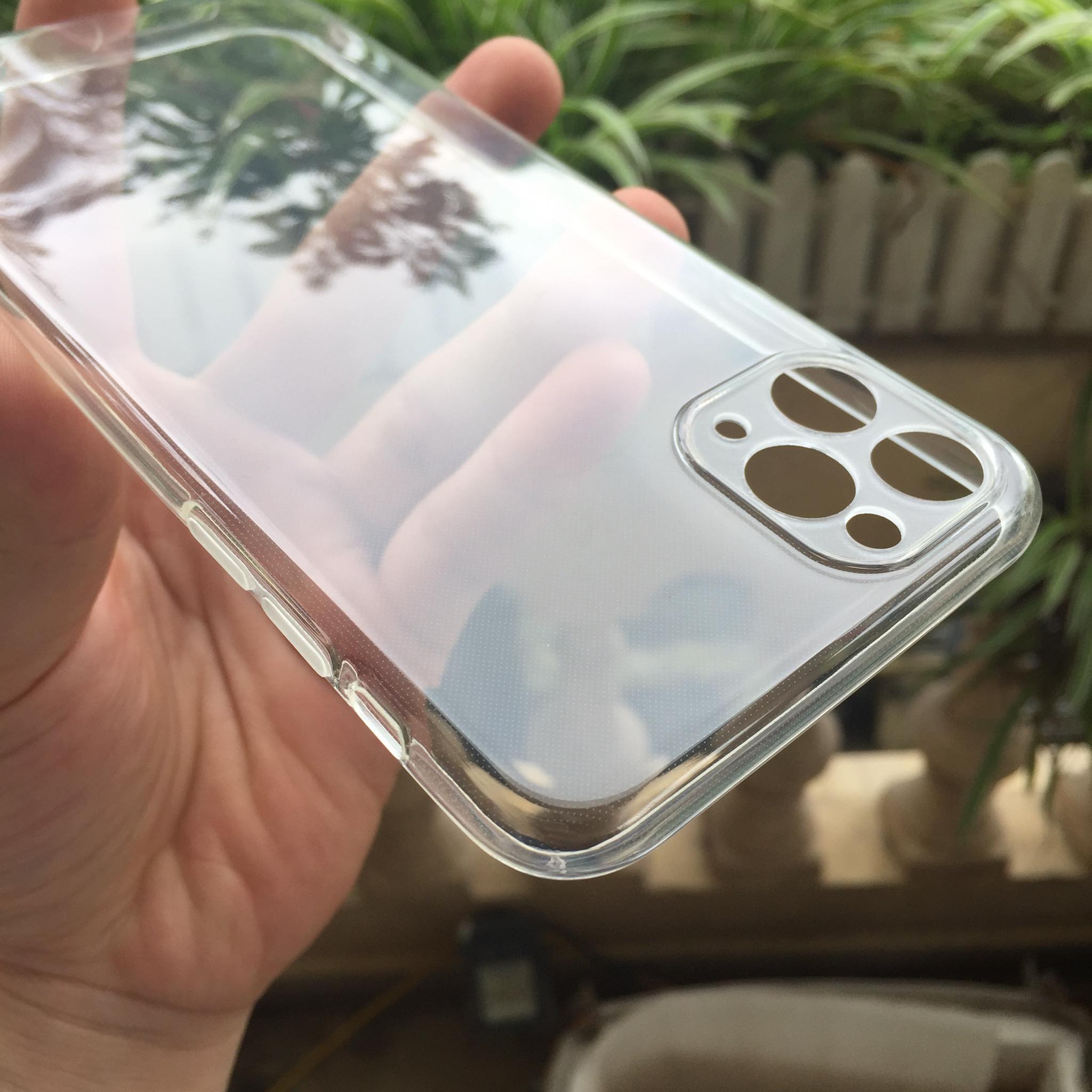 Ốp lưng silicon Gor cho Apple iPhone 11 Pro Max 6.5 inch siêu mỏng, có gờ bảo vệ camera- Hàng nhập khẩu