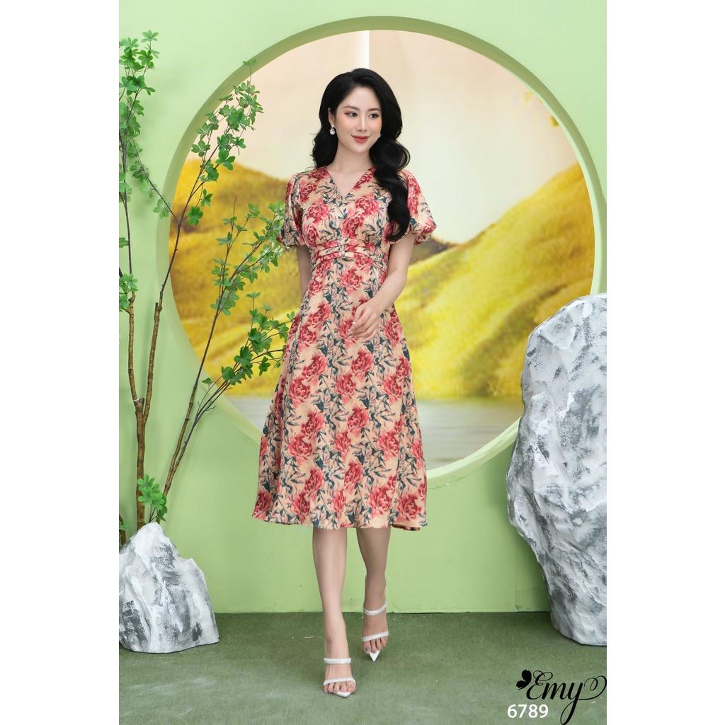 Đầm EMY EM6789 Xoè Hoa Cổ V