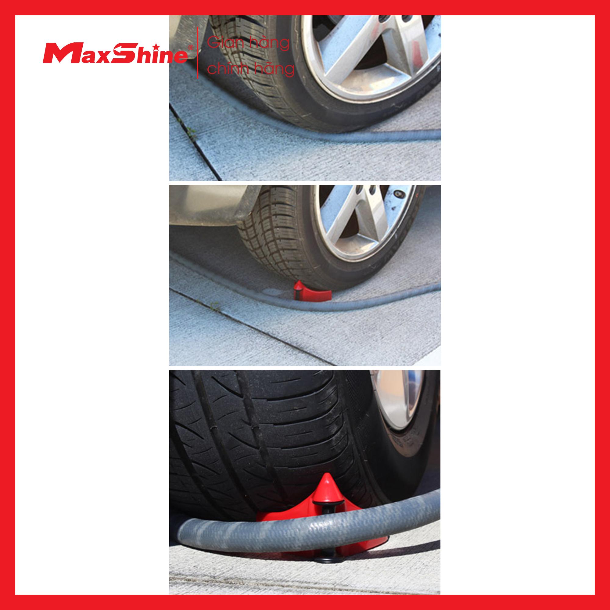 Con lăn chống trượt bánh xe Maxshine 703102 có thân làm từ nhựa PVC màu đỏ với con lăn màu đen