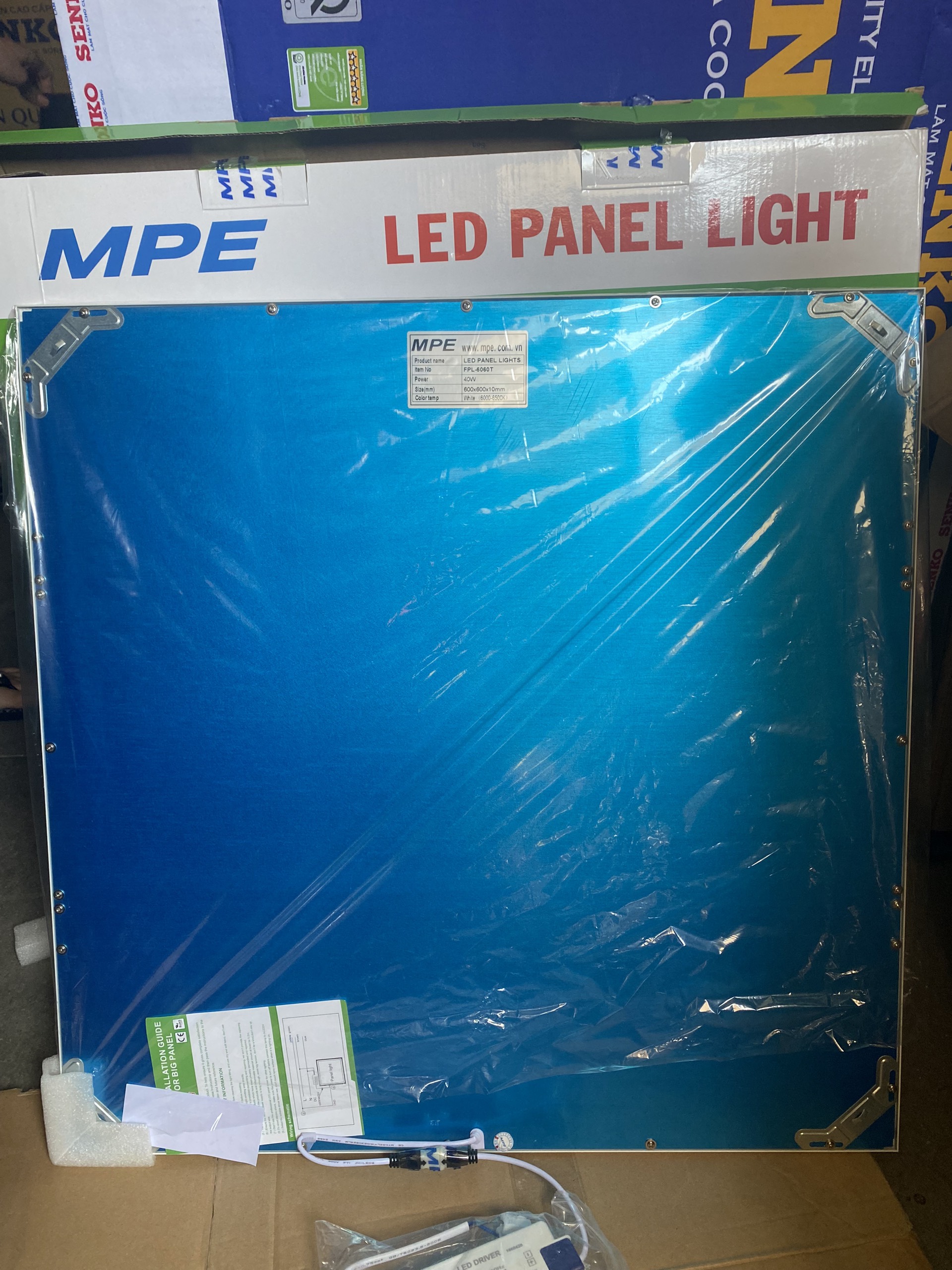 Đèn led Panel MPE FPL-6060 kích thước 60x60 ánh sáng trắng 6500K & vàng 3200K - Hàng chính hãng