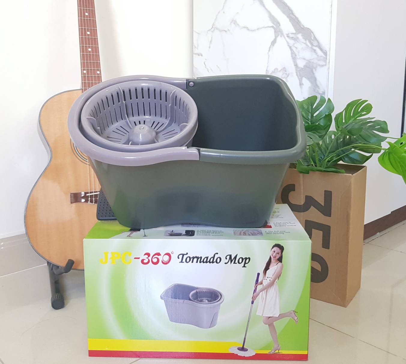 Bộ lau nhà nhấn tay 360 JPC Tornado Mop ( 1 vải lau )