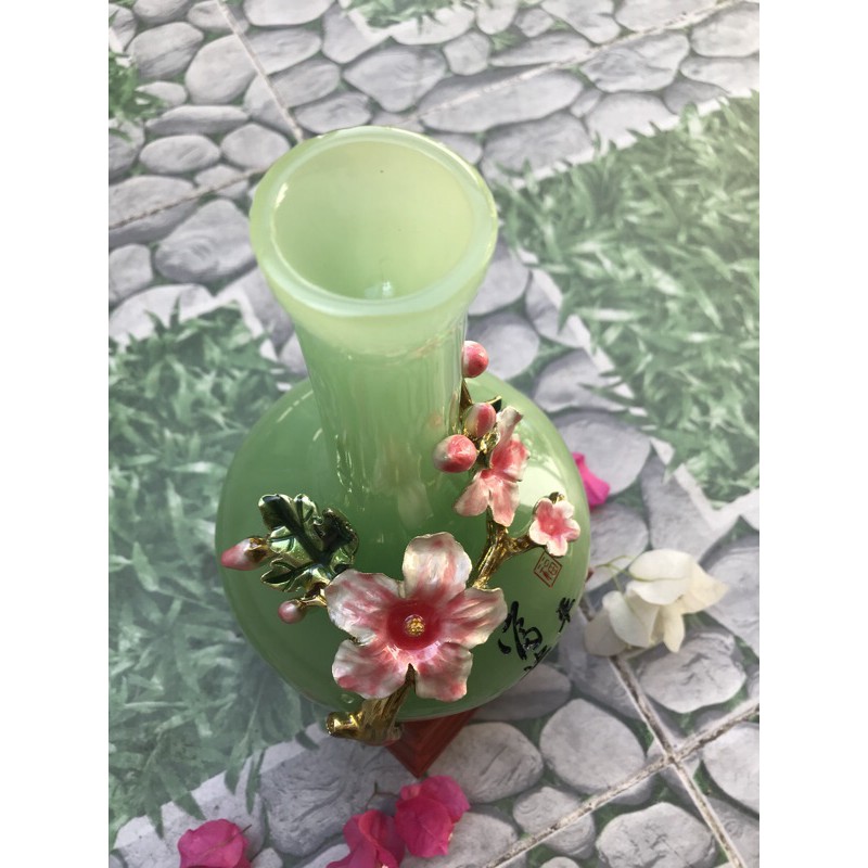 Chiếc Bình Phong Thủy Phú Quý Xanh Ngọc Rất Đẹp Trạm Nhánh Bông Hoa Đào Đầy Hoa Size Cao 28cm đk 13cm đế gỗ 12cm Hợp Anh Chị mệnh Mộc mệnh Hỏa trưng Bình trong nhà ý nghĩa Bình An Giàu Sang Phú Quý Tài Lộc ạ