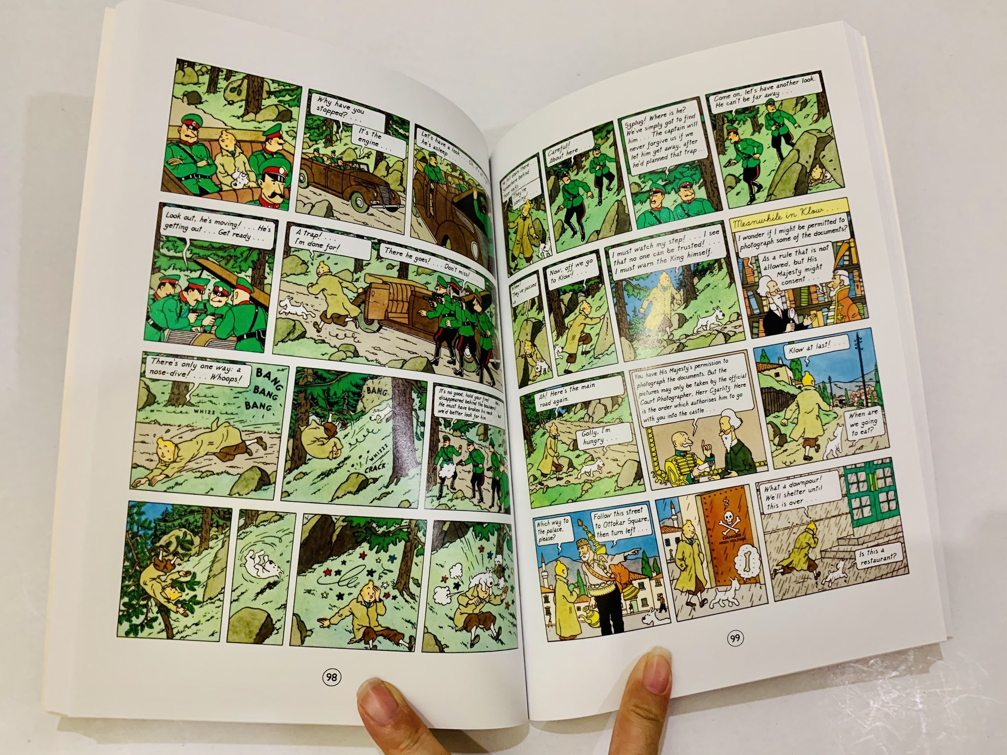 Tintin 8q nhập màu bìa cứng boxset