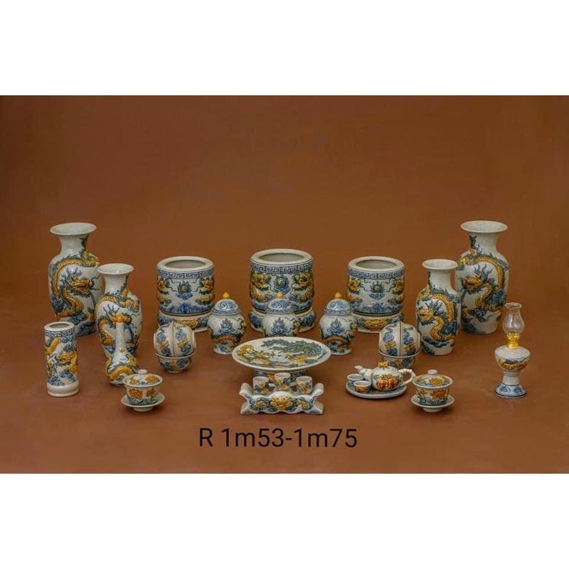 Bộ ban thờ gia tiên men rạn cổ, họa tiết đắp nổi thủ công. Gốm sứ Bát Tràng cao cấp.