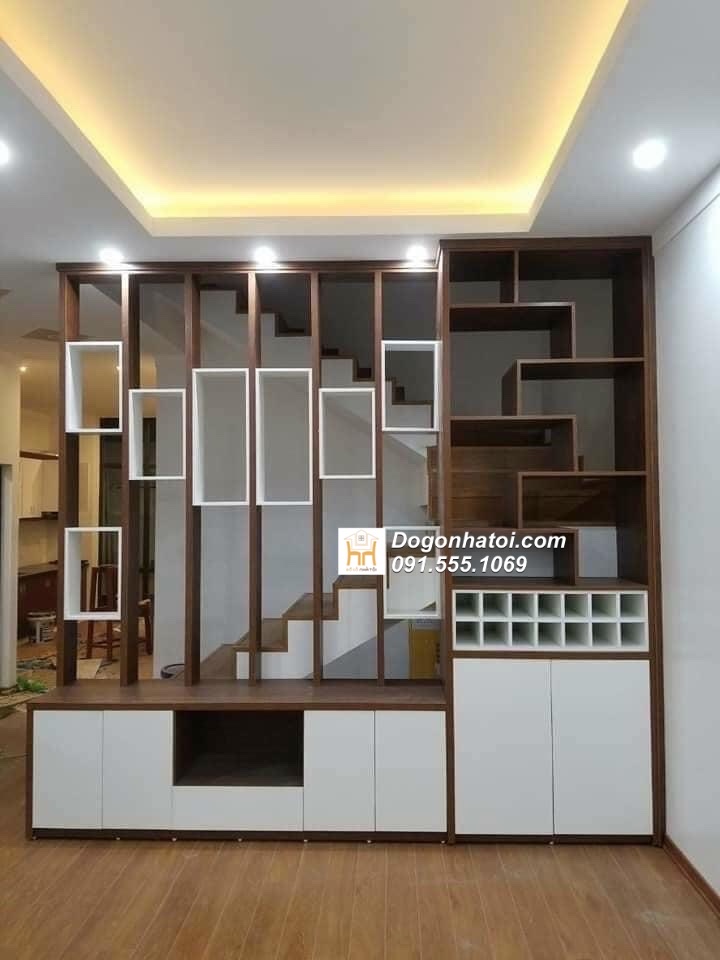 Kệ Tivi Kèm Vách Ngăn Phòng Khách Đẹp 2m2 X 2m2 - TR628
