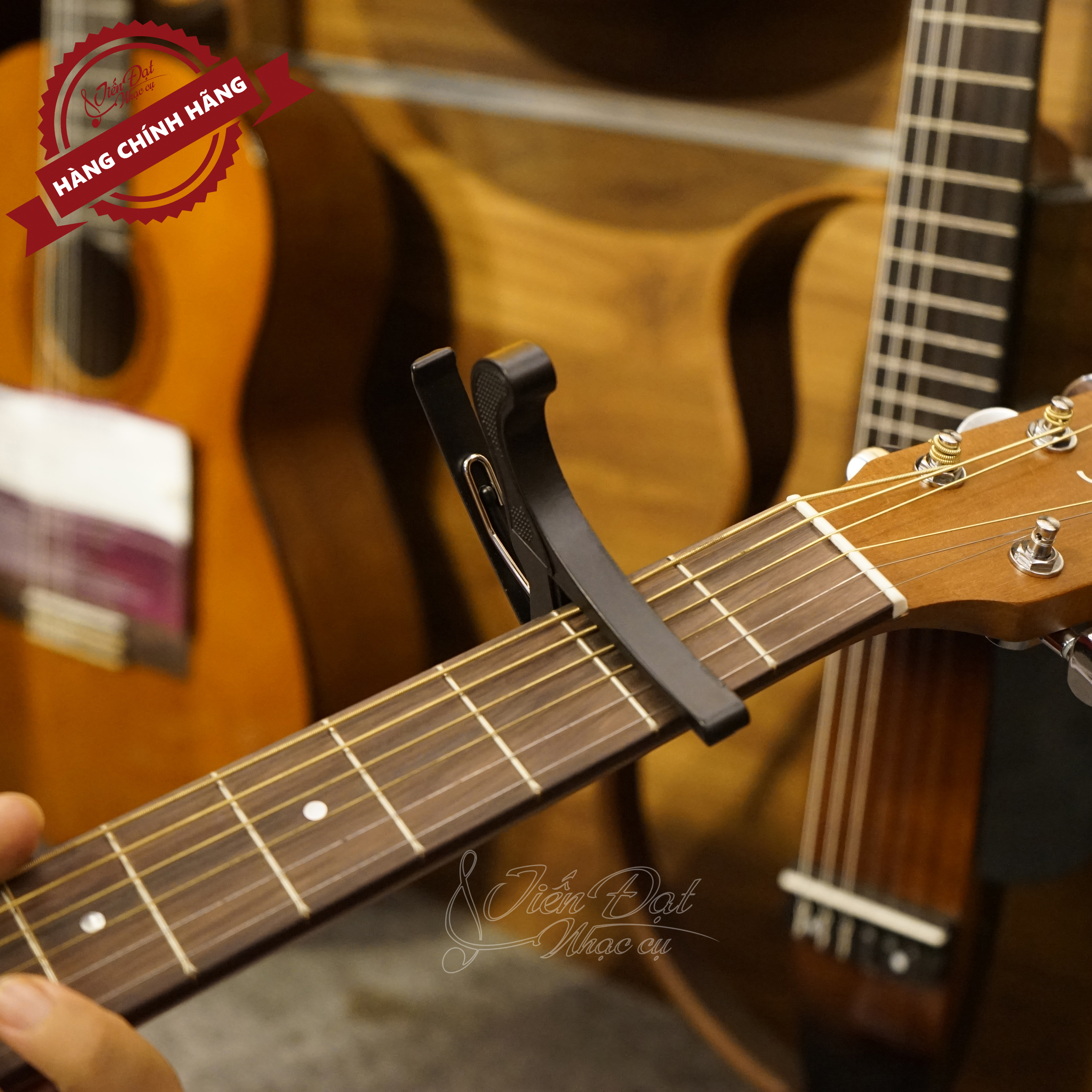 Đàn Guitar Acoustic VALOTE VA-102F - GUITAR Đệm Hát Gỗ Vân Sam Cao Cấp - Độ Ngân Tốt - Hàng Chính Hãng - Full phụ kiện