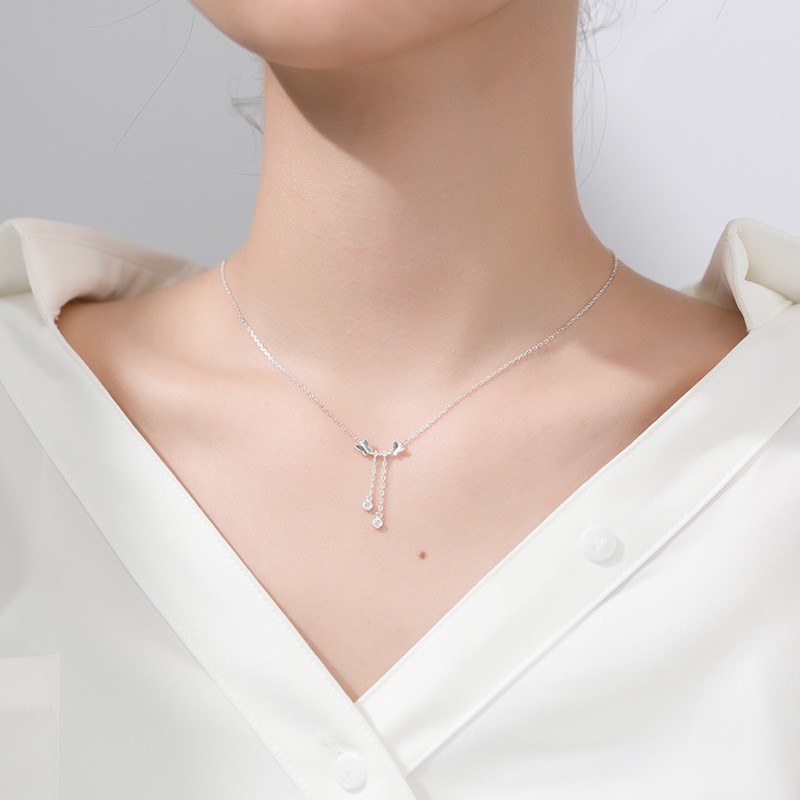 Vòng cổ nữ đính đá bạc ý s925 thiết kế đơn giản mặt dây chuyền hình bướm kiểu dáng dài mảnh mai DB2512-Bảo ngọc Jewelry