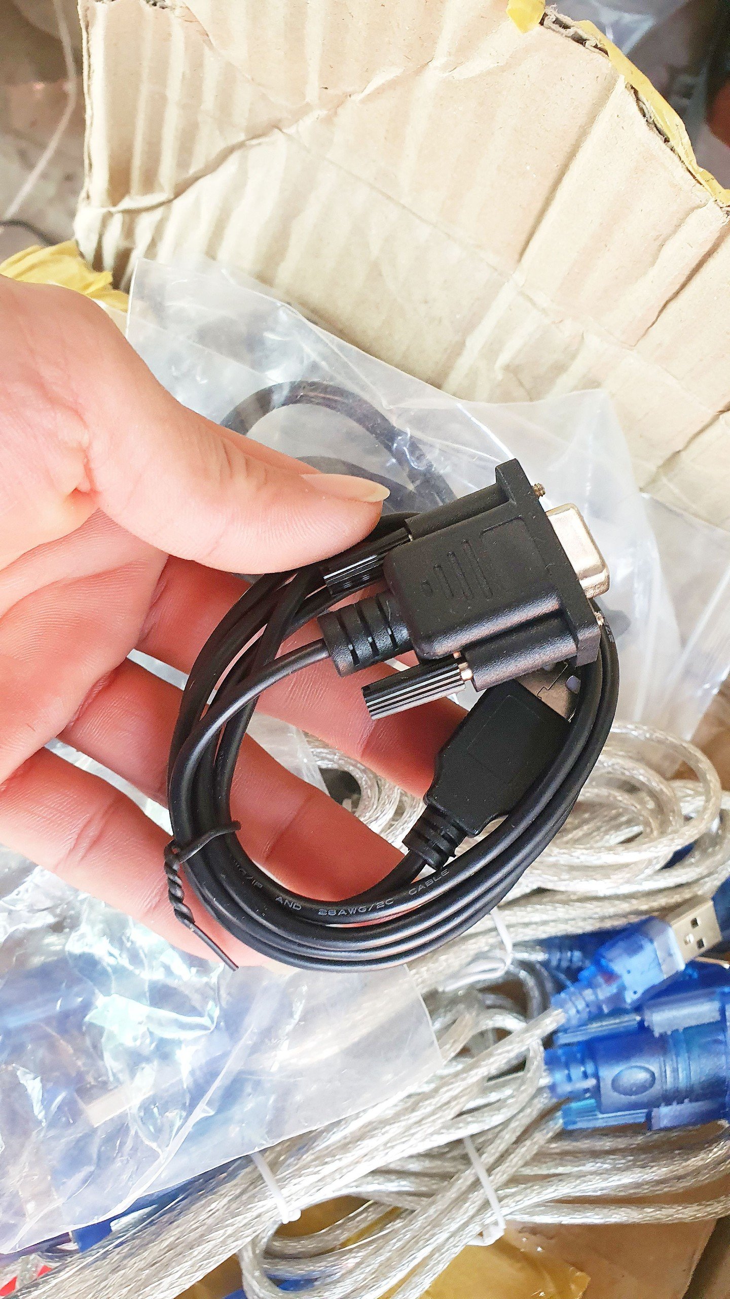 Xả kho lấy tương tác .. dây cáp RS232 đực cái chip xịn