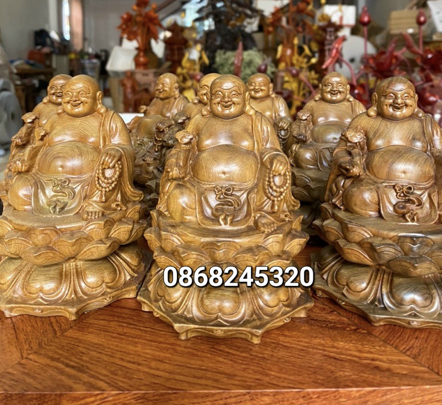 Tượng phật di lặc ngồi tọa sen gỗ bách xanh kt cao 12×9×9cm