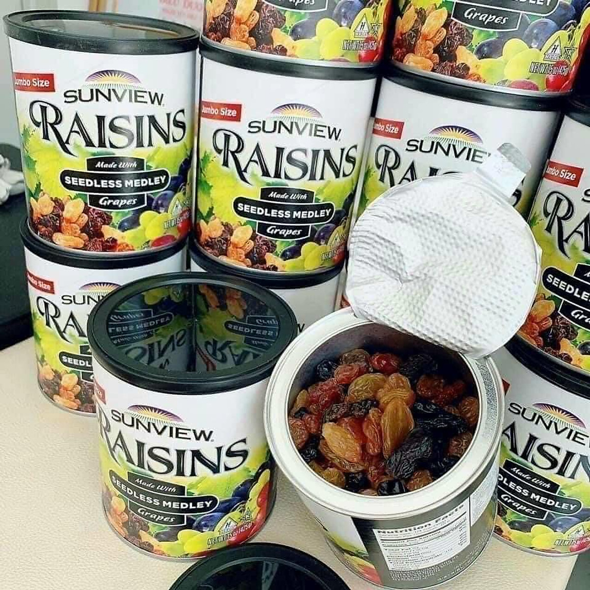 Nho khô Sunview Raisins Mỹ không hạt 3 màu giàu Vitamin khoáng chất, tốt cho tim mạch (425g/hộp) - QuaTangMe Extaste