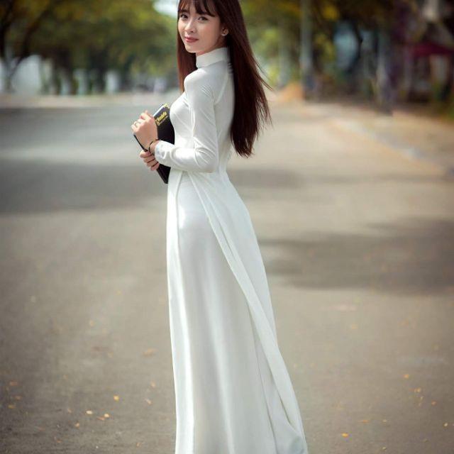Áo Dài Kỷ Yếu 4 Tà Siêu Xinh Cho Các Nàng A13