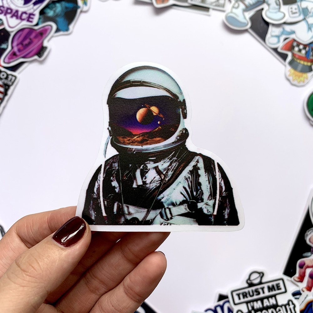 Sticker Space Astronaut Không Gian Du Hành Vũ Trụ Ngẫu Nhiên Chất Lượng Cao Chống Nước Trang Trí Nón Bảo Hiểm Vali Đàn