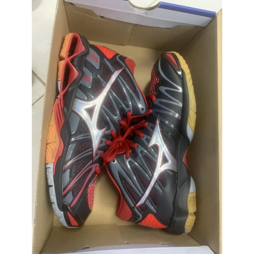 Mizuno Tornado X2 Mid Giày bóng chuyền chính hãng cao cấp.