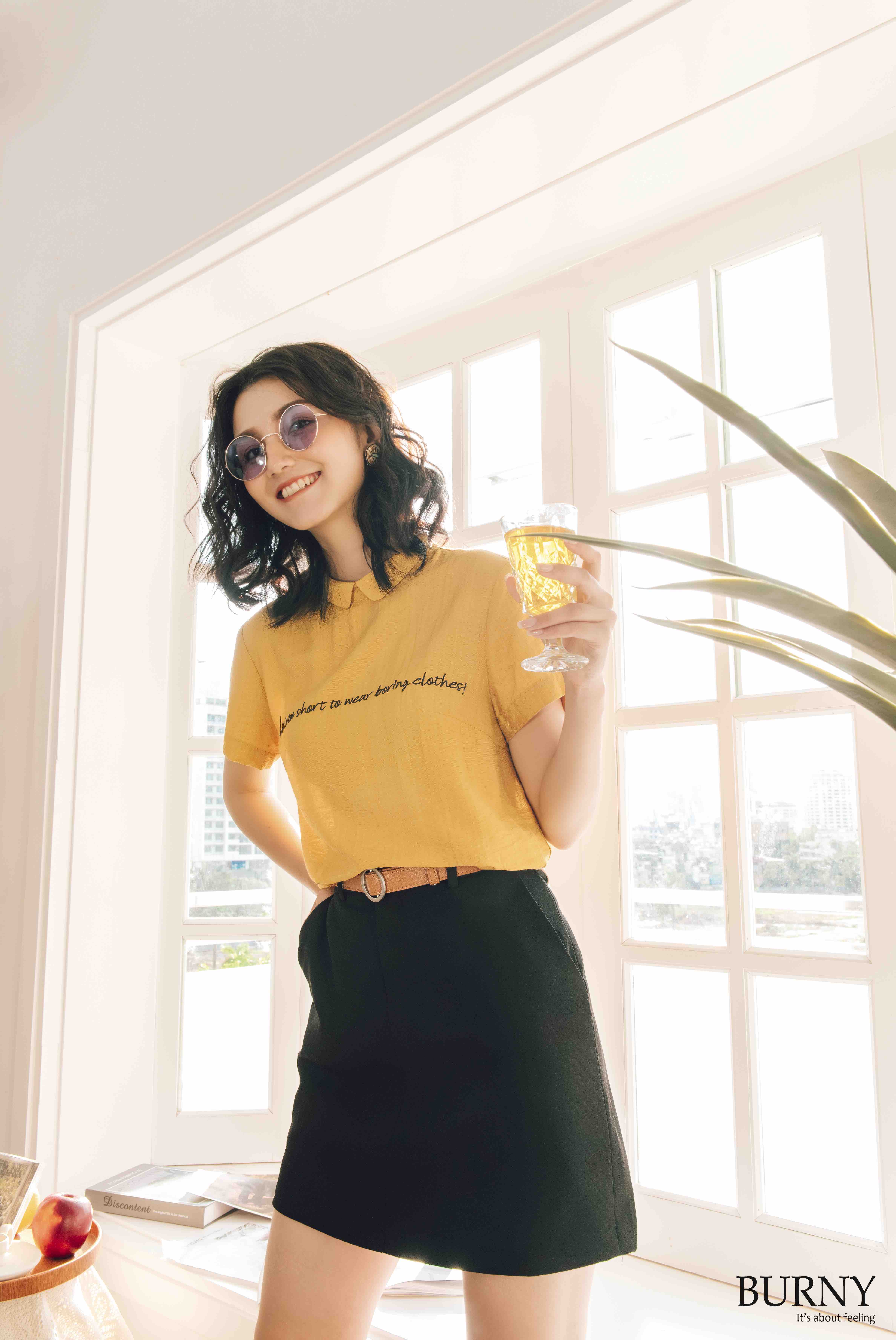 Áo sơ mi màu vàng Peter Pan Blouse Burny A3004312V