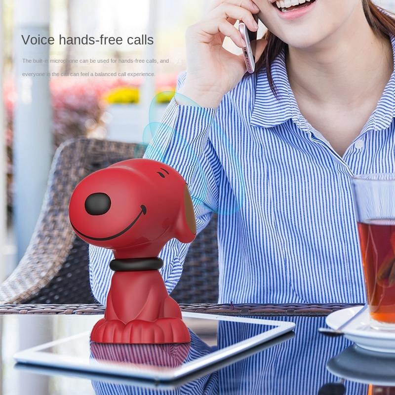 Hộp quà tặng trang trí sáng tạo mới Bộ quà tặng điện thoại di động thẻ không dây Loa nhỏ Bluetooth Màu sắc: Đỏ