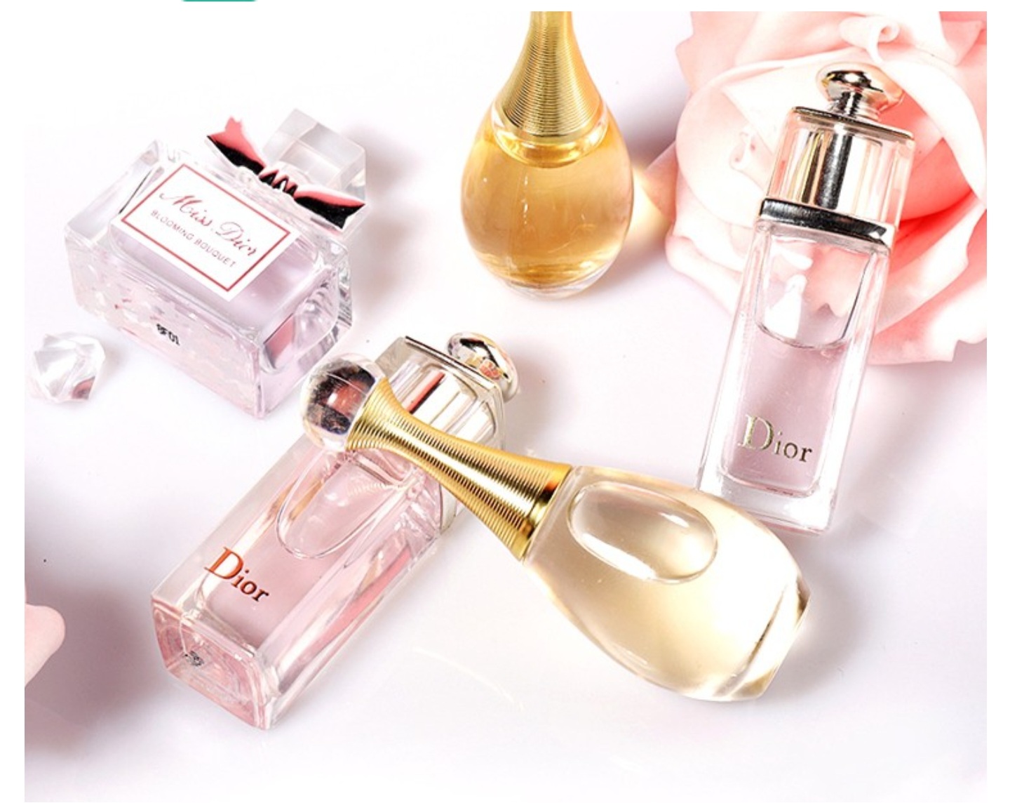 Set Nước Hoa Dior Mini Hộp Trái Tim 4 chai x 5ml