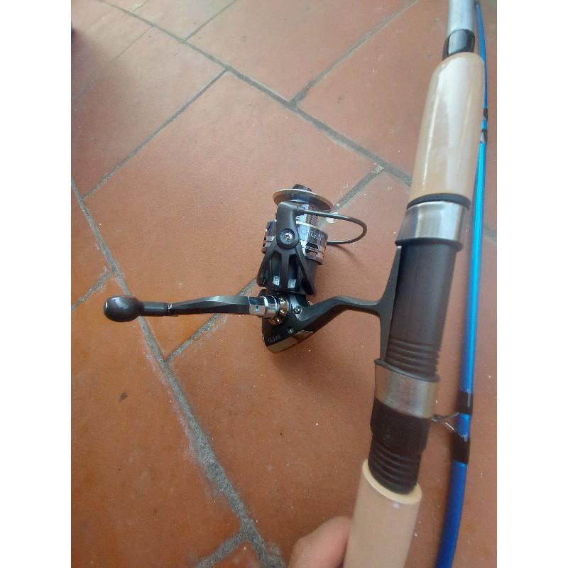 Cần rỗng 2 khúc kèm máy kim loại