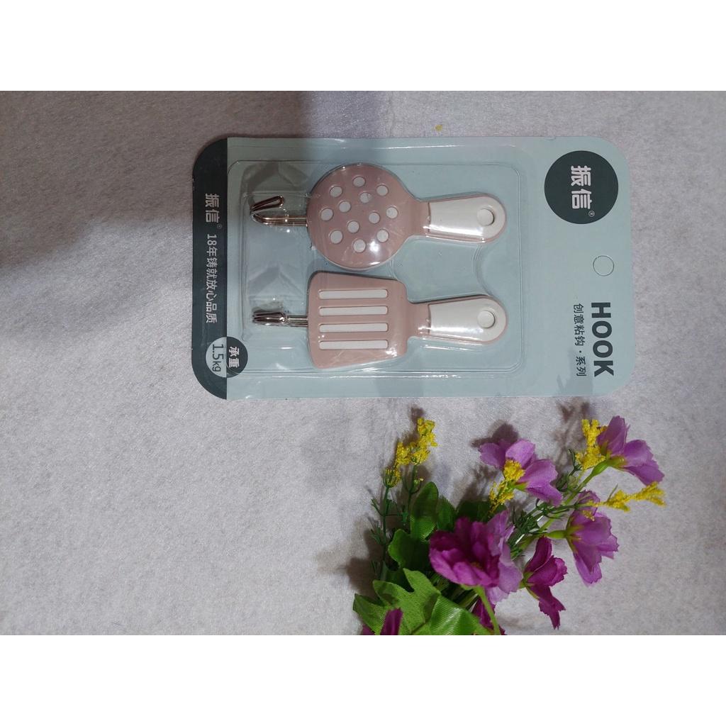 Móc dán tường các hình
