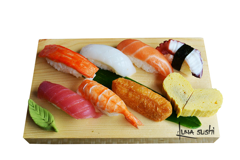 Thớt gỗ trang trí Sushi 30x18 cm, khay gỗ decor Sashimi nhà hàng Nhật