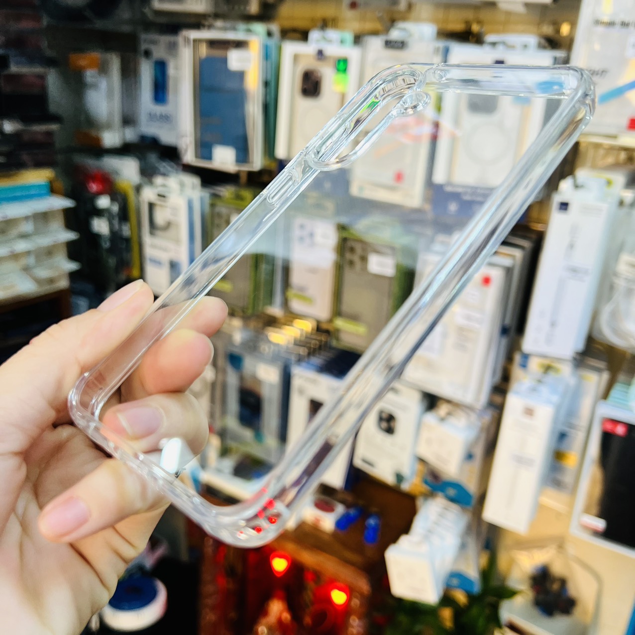 Ốp lưng Likgus trong suốt dành cho Galaxy S23 FE - hàng chính hãng