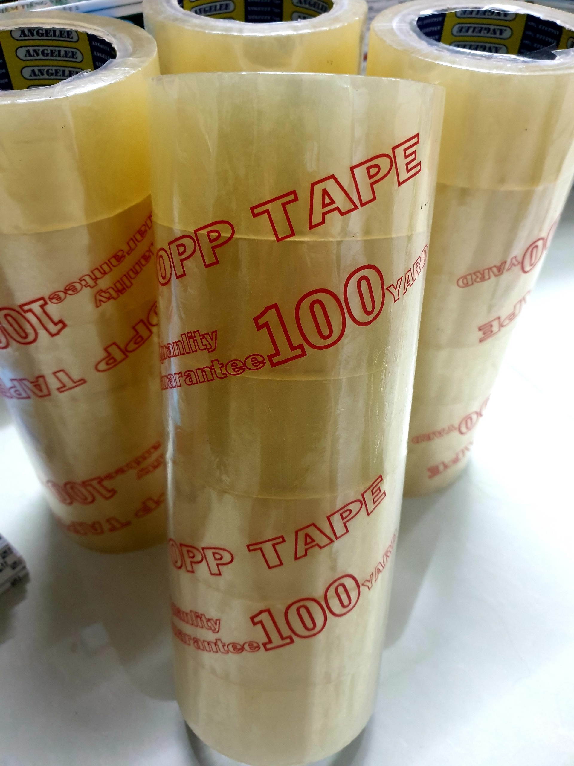 Băng keo trong 100 yard