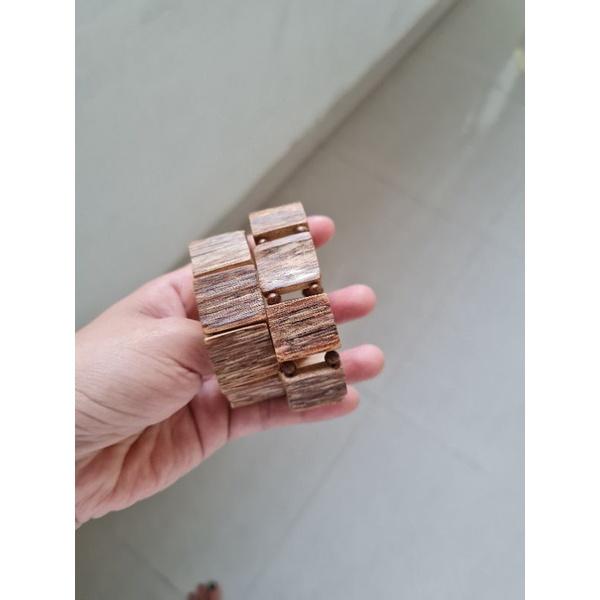 Lắc Vòng Tay Sánh Cành - Trầm Núi Tự Nhiên