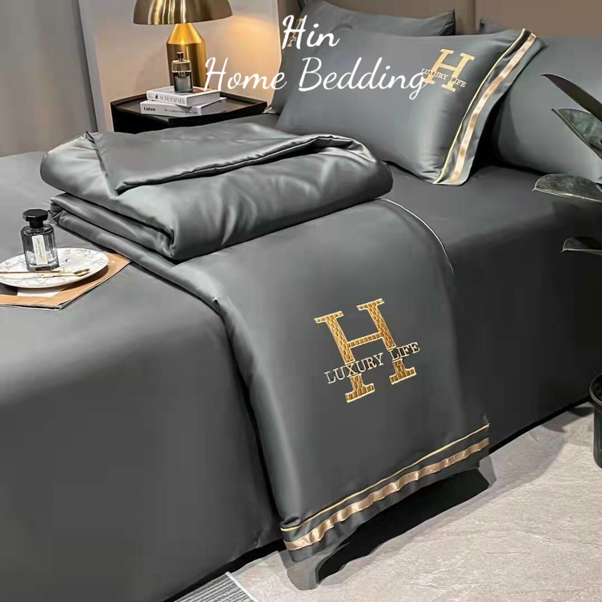 Bộ Chăn Ga Gối Đệm 5 Món Chăn Phao Lụa Thái Hin Home Bedding Drap Giường Lụa Mẫu Xám Lông Chuột