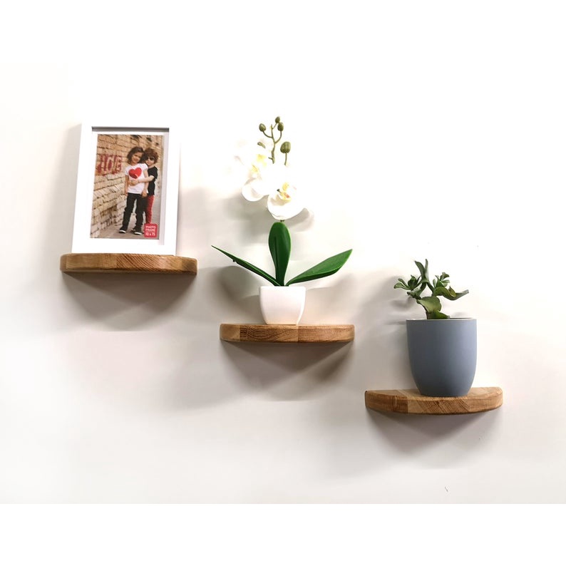 Set 3 kệ treo tường trang trí để đồ lưu niệm cây cảnh mini nửa hình tròn
