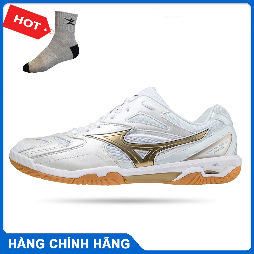 Giày cầu lông Mizuno Wave Fang Pro 71GA210050 mẫu mới màu trắng gold, đế kếp chống lật cổ chân-tặng tất thể thao bendu