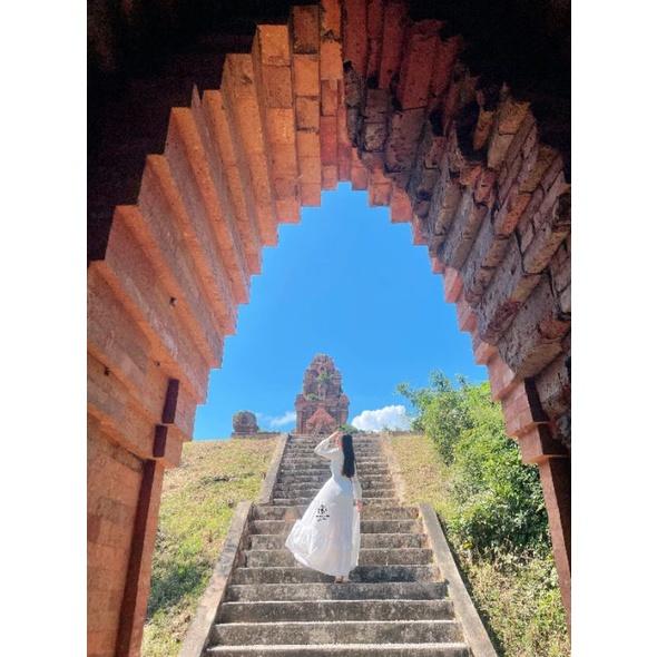 HOANGYEN - Skies Dress đầm đũi trắng tay dài viền ren