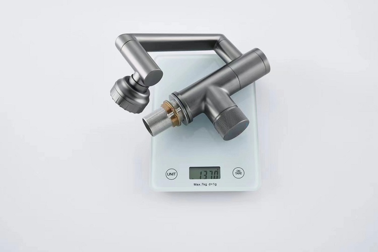 Vòi lavabo nóng lạnh đồng mạ PVD cao cấp xoay 720độ