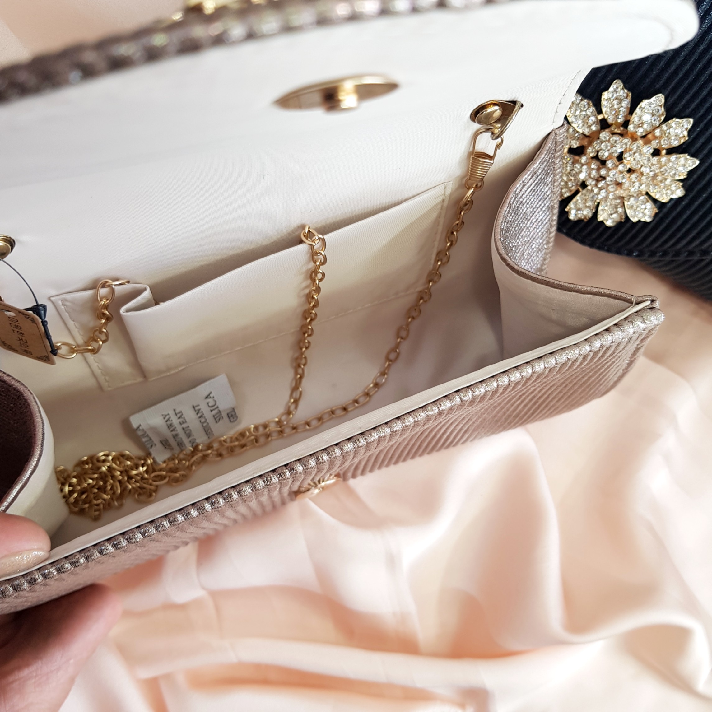 Clutch dự tiệc cầm tay có dây đeo chéo thiết kế sang trọng MAIT