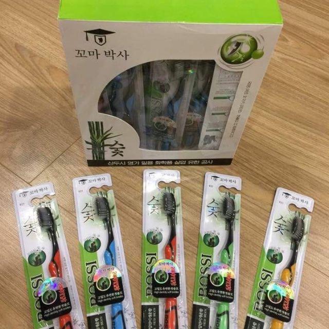 Hộp 30 bàn chải đánh răng BOSSi