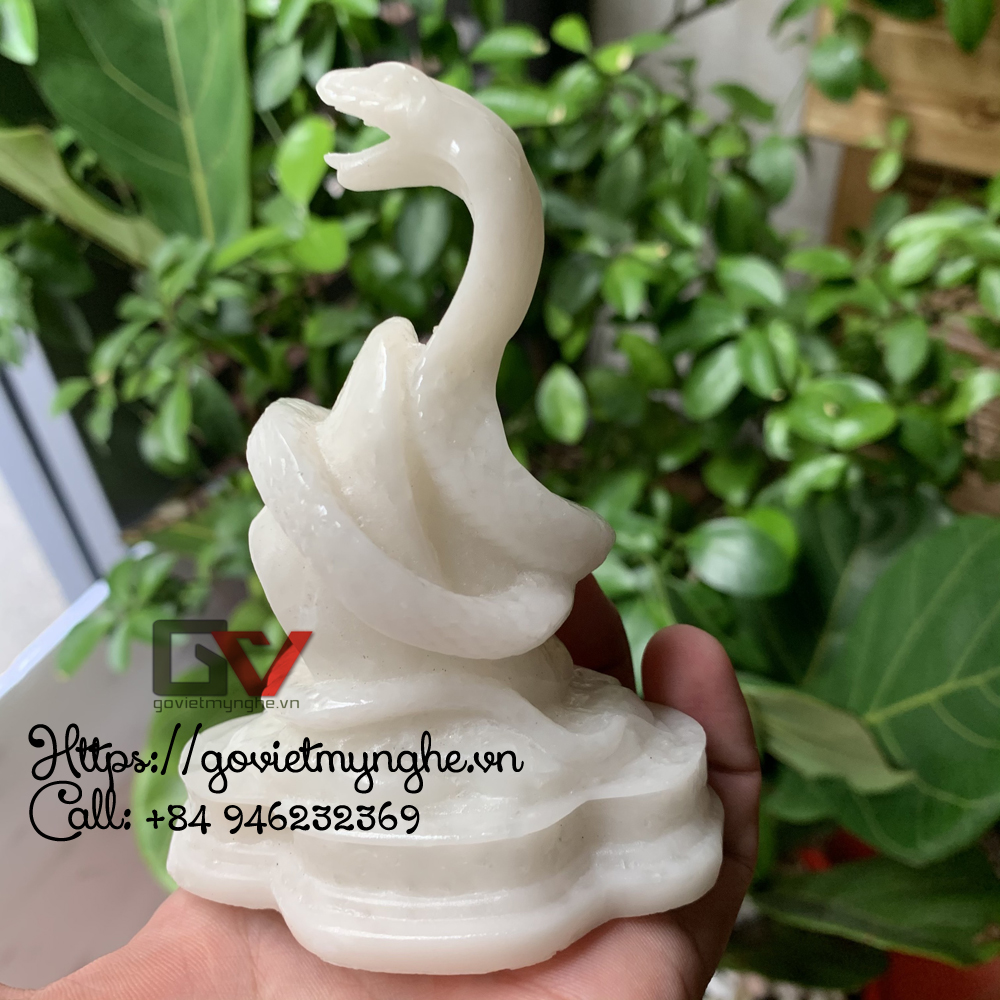 Tượng đá trang trí phong thủy tượng con Rắn ôm tài lộc phong thủy bàn làm việc - Chiều Cao 11cm - Màu trắng đá non nước