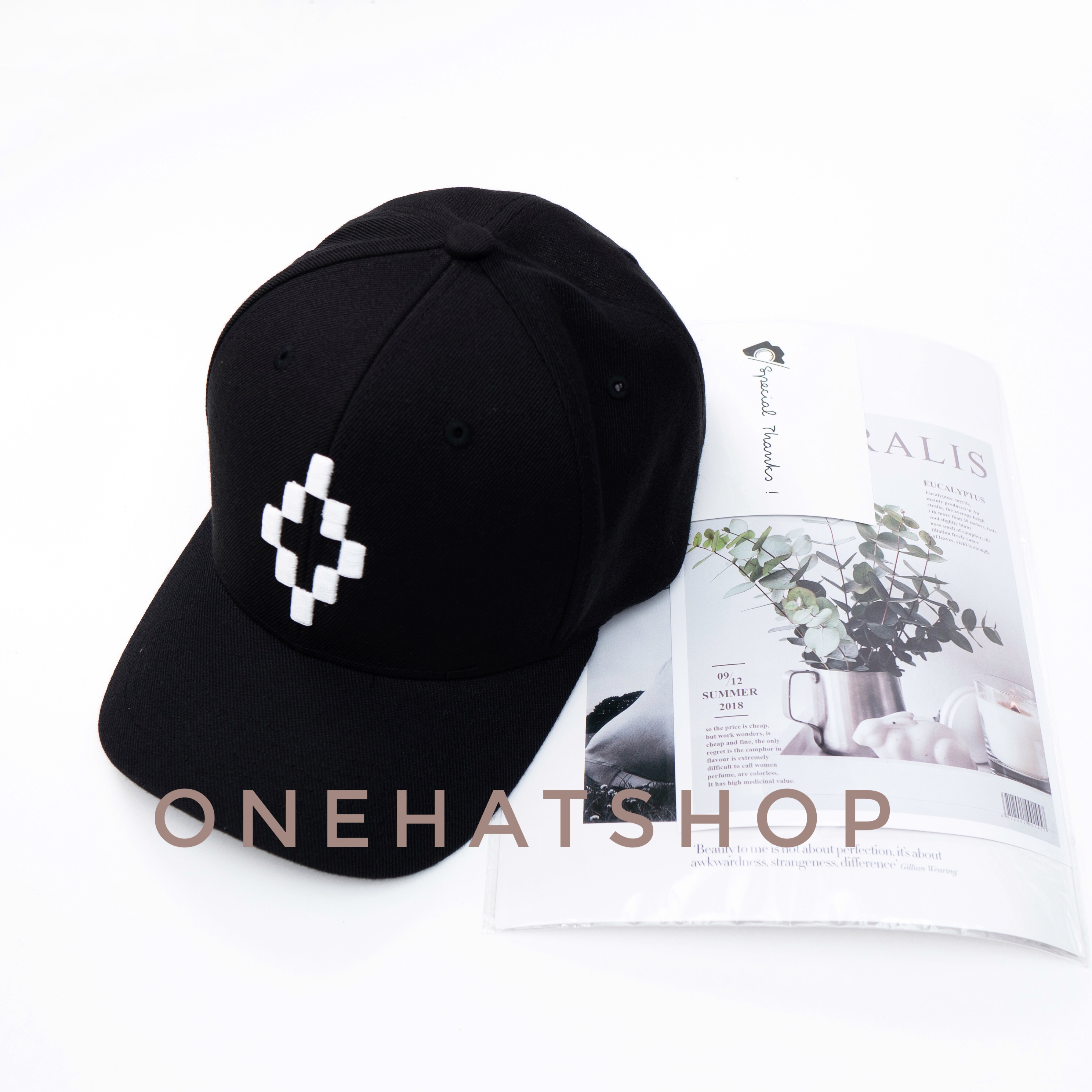 Nón lưỡi trai fom Baseball cap logo Ô vuông Marce.lo quai cài dây rút chất lượng cao