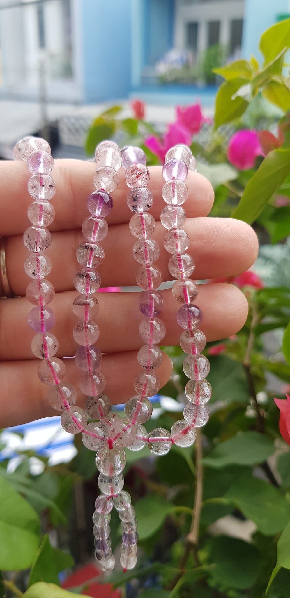Vòng chuỗi đeo cổ Đá Super Seven tự nhiên kiểu đẹp quá Hạt 6mm lên kiểu đeo rất xinh trẻ xinh đẹp màu tím trắng bóng đẹp sang Nữ đeo may mắn phối đồ lên rất là đẹp ạ