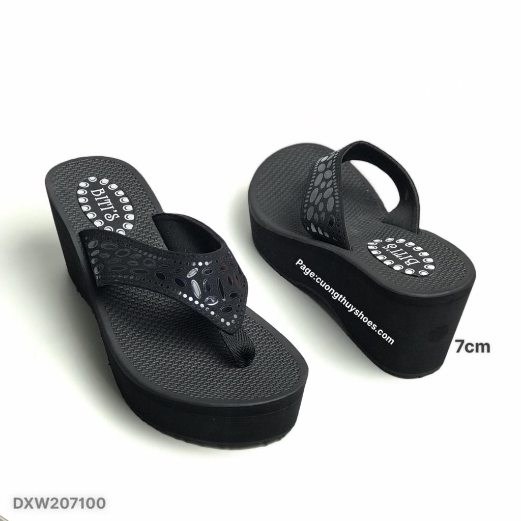 Dép tông nữ cao xỏ ngón quai vải đế xốp 7cm DXW207100