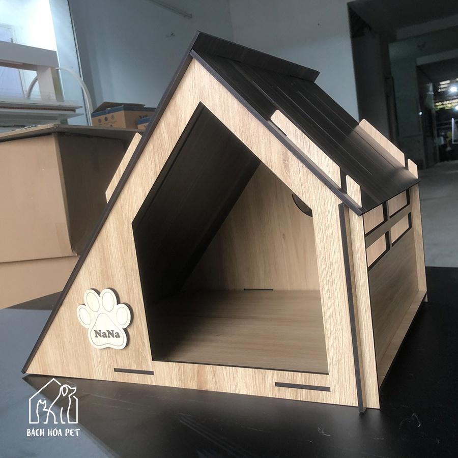 Nhà ở cho chó mèo BHP2 hình tam giác, chuồng pet làm bằng gỗ cao cấp cực dễ thương (tặng bảng tên theo yêu cầu)