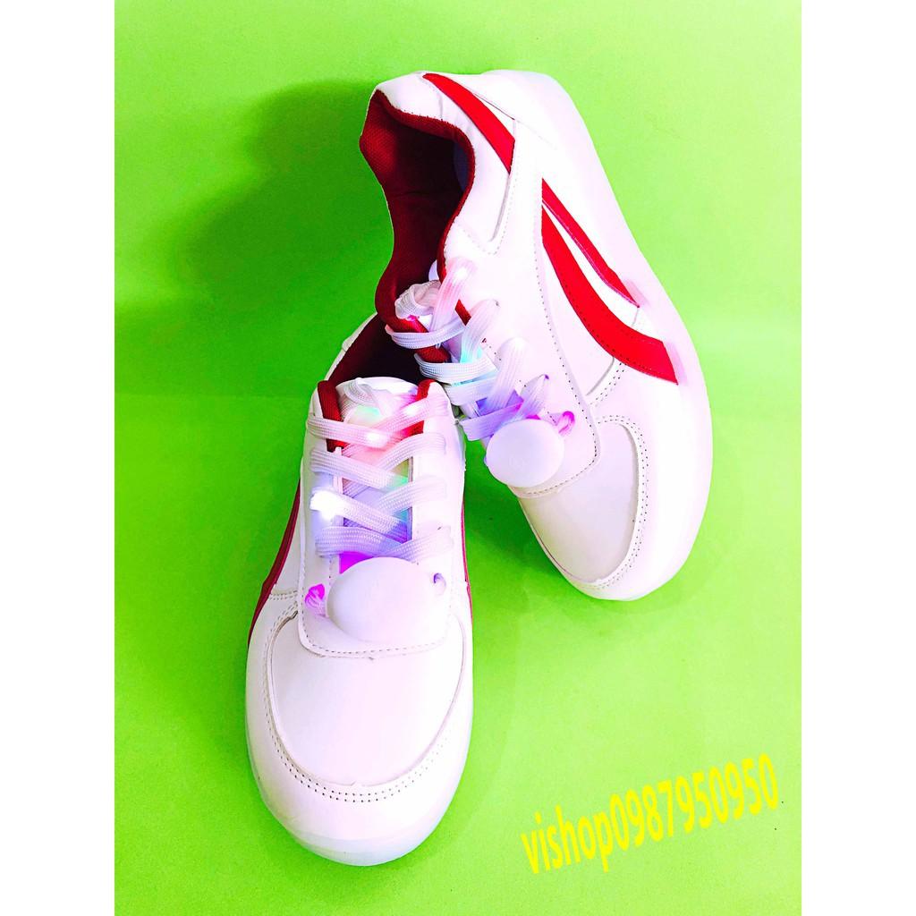 Giày phát sáng 2 vạch cong màu đỏ.Phát sáng 7 màu 8 chế độ kèm dây giày phát sáng mã SJ34 IB1991