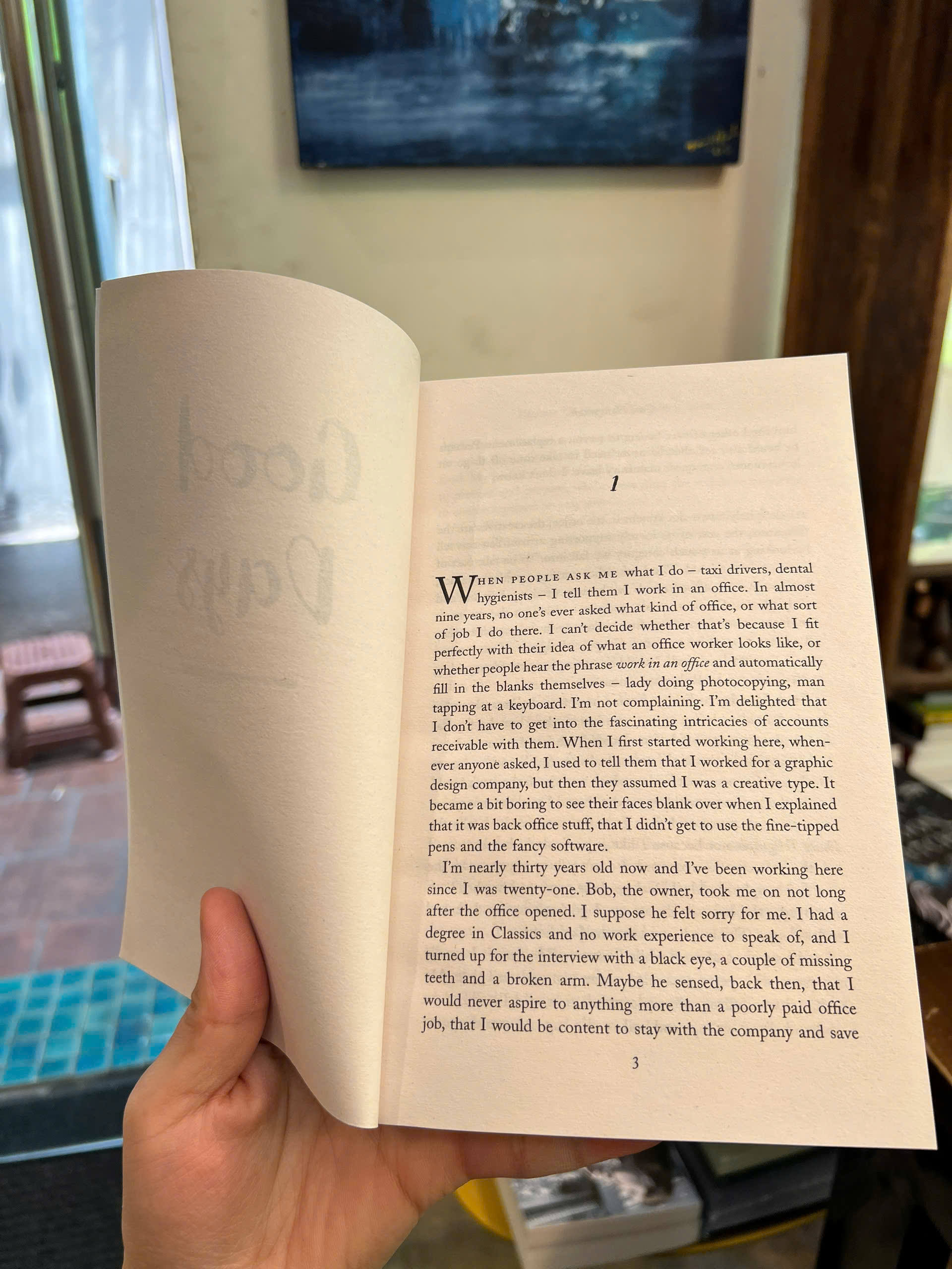 Sách - Eleanor Oliphant Is Completely Fine by Gail Honeyman | Literary Fiction / Romance / Ngoại văn