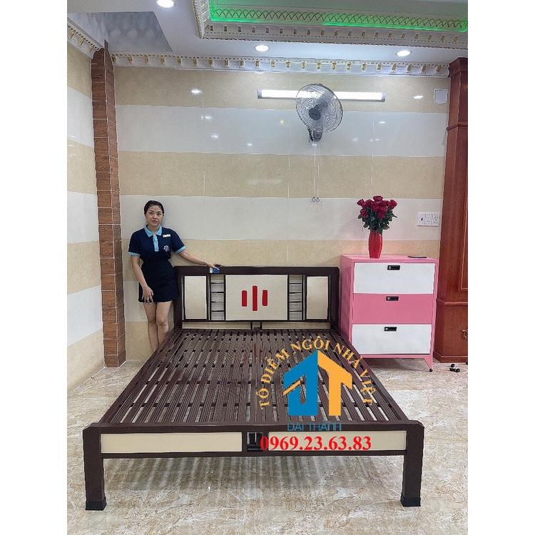 Giường sắt hộp kiểu gỗ Đại Thành 1m6 - Mẫu 03