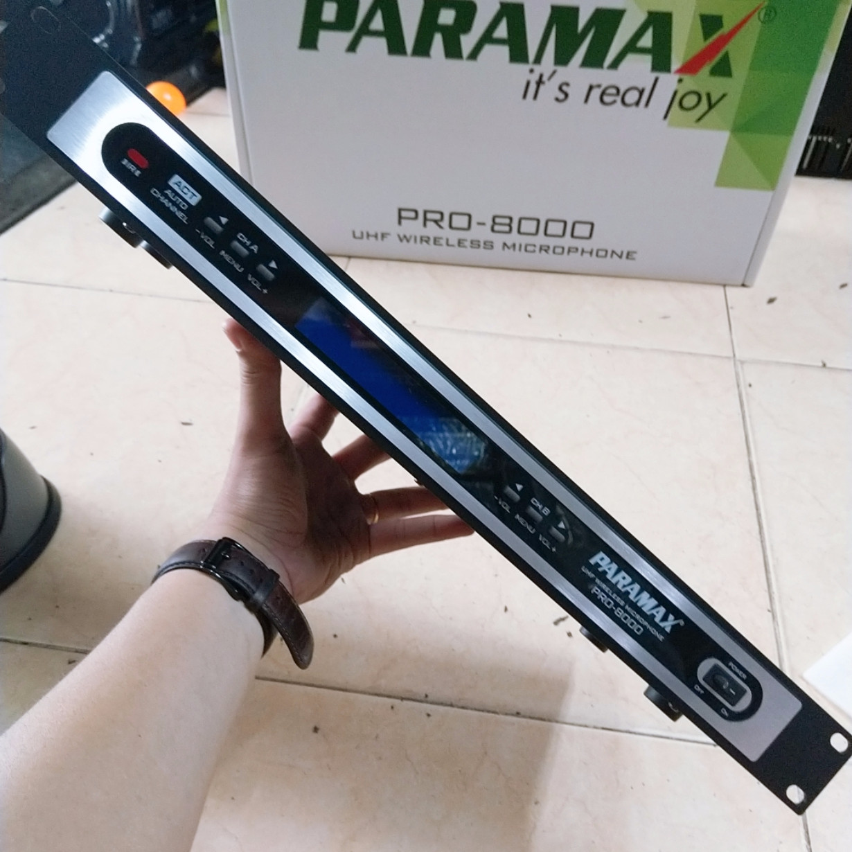 Micro Paramax Pro8000 Chóng Hú Không Dây Cao Cấp