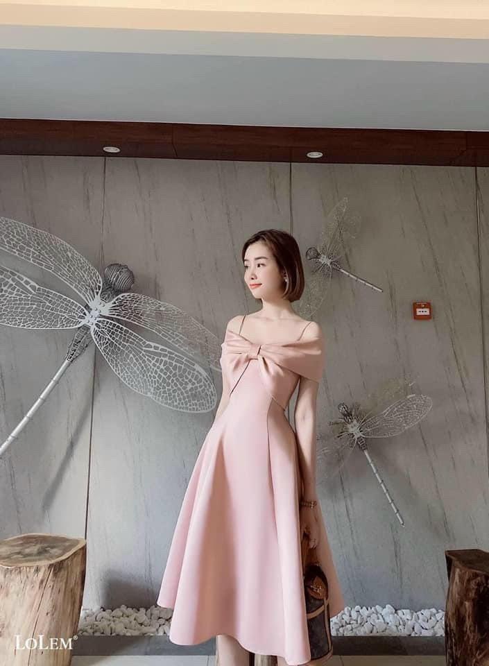 ĐẦM XOÈ TRỄ VAI NƠ 9740