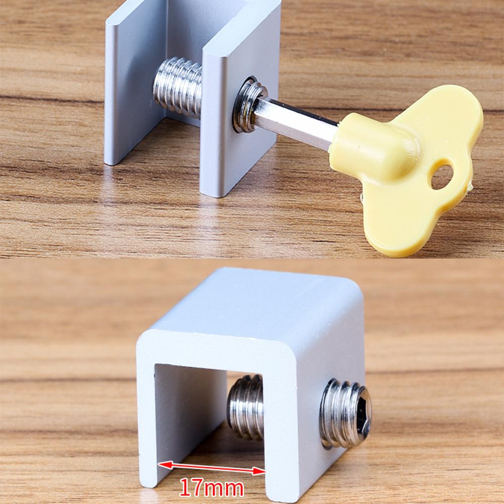 Set 1 Khóa Cửa Sổ An Toàn Có Chìa