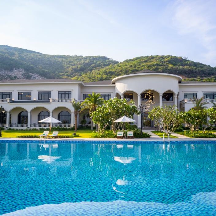 Trọn Gói 3N2Đ Cho 06 Người Tại Vinpearl Nha Trang, Villa 03 PN, 6 Bữa Buffet, Vui Chơi VinWonders